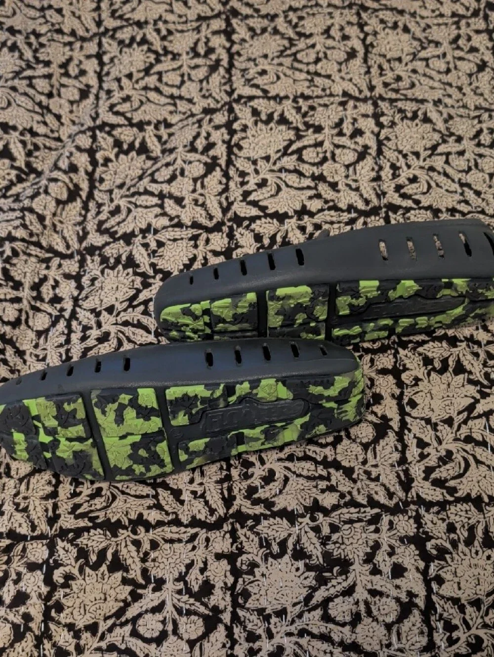Floafers steady lightweight perforated